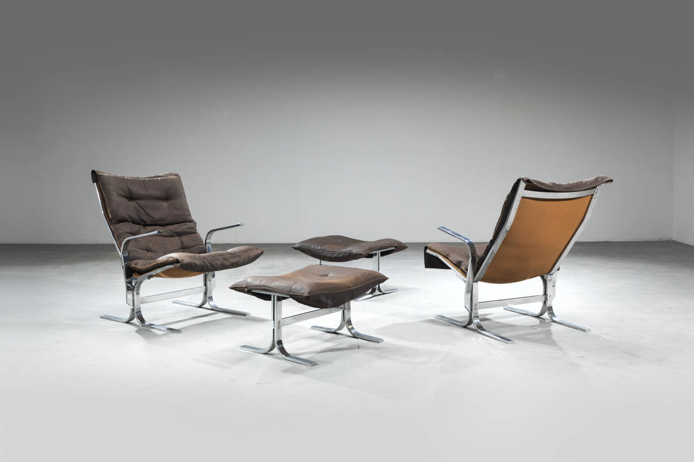 INGMAR RELLING - Coppia di poltrone con coppia di pouf mod. Siesta