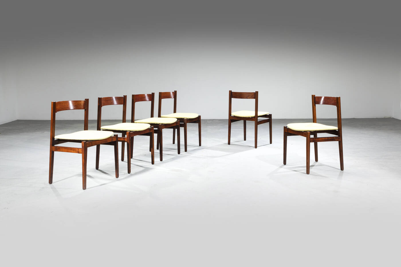 GIANFRANCO FRATTINI - Sei sedie mod. 104