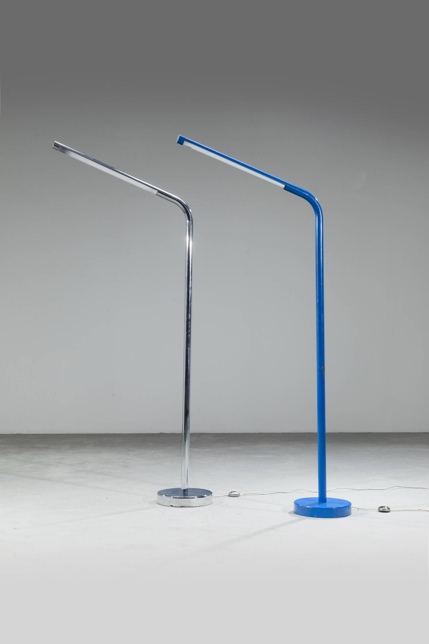 LUCI - MILANO - Coppia di lampade da terra