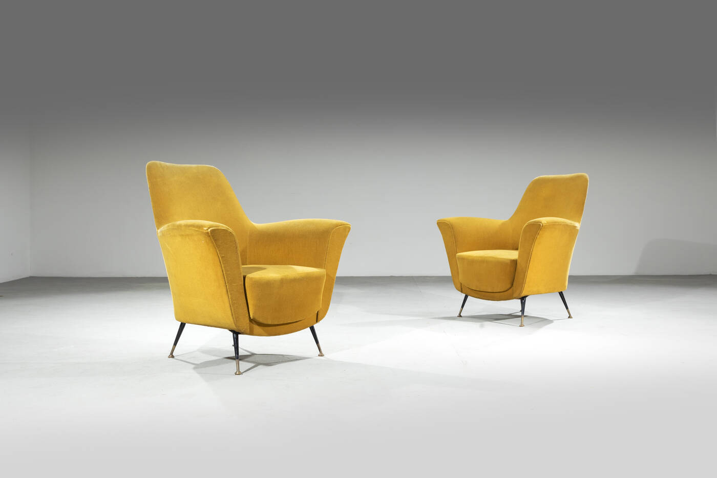 PRODUZIONE ITALIANA - Coppia di poltrone 