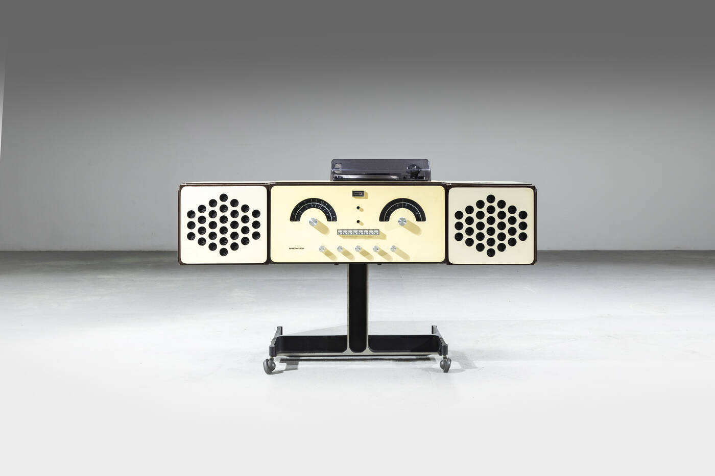 ACHILLE E PIER GIACOMO CASTIGLIONI - Radiofonografo Brionvega RR126