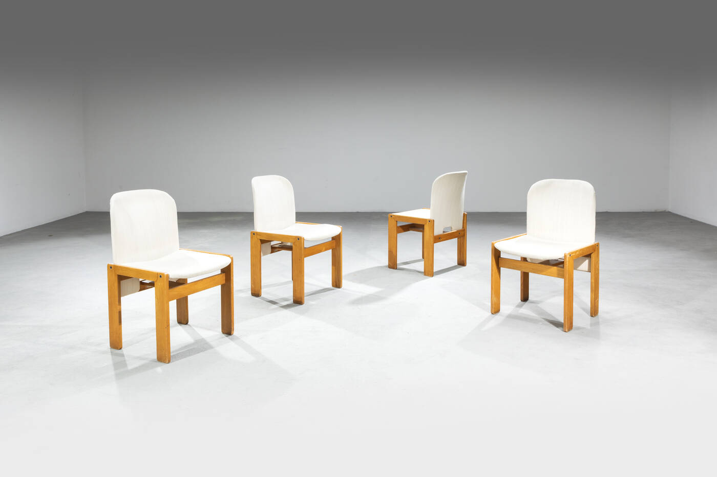 CASSINA - Quattro sedie