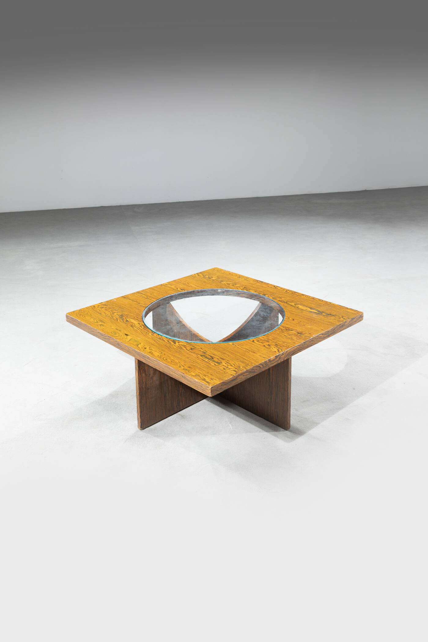 PRODUZIONE BRASILIANA - Tavolino