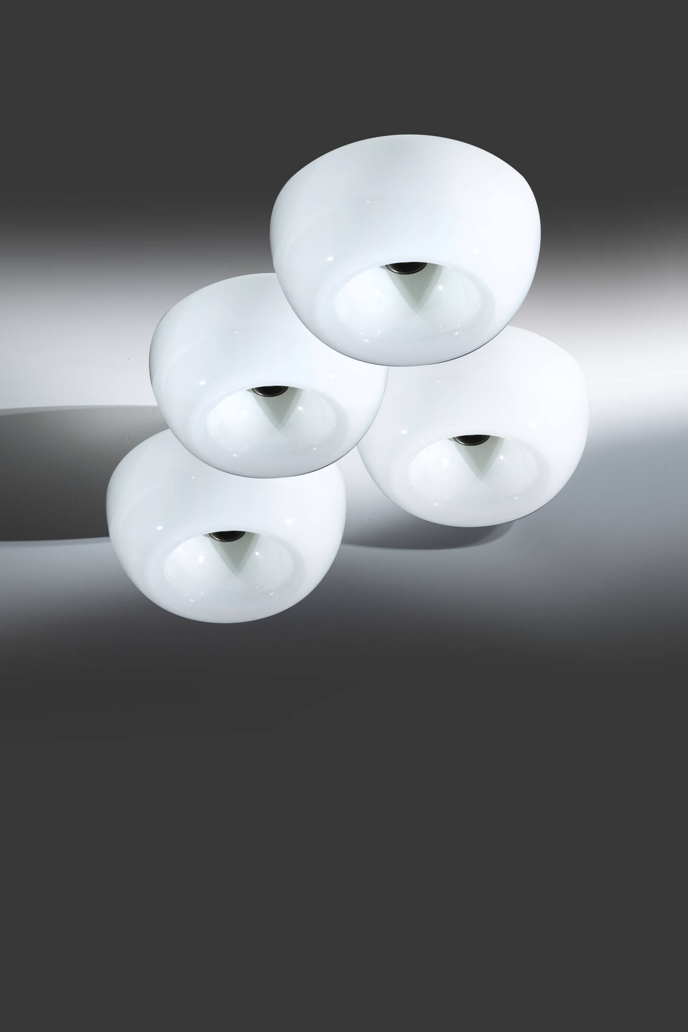 ACHILLE E PIER GIACOMO CASTIGLIONI - Quattro lampade a plafone mod. Vellela