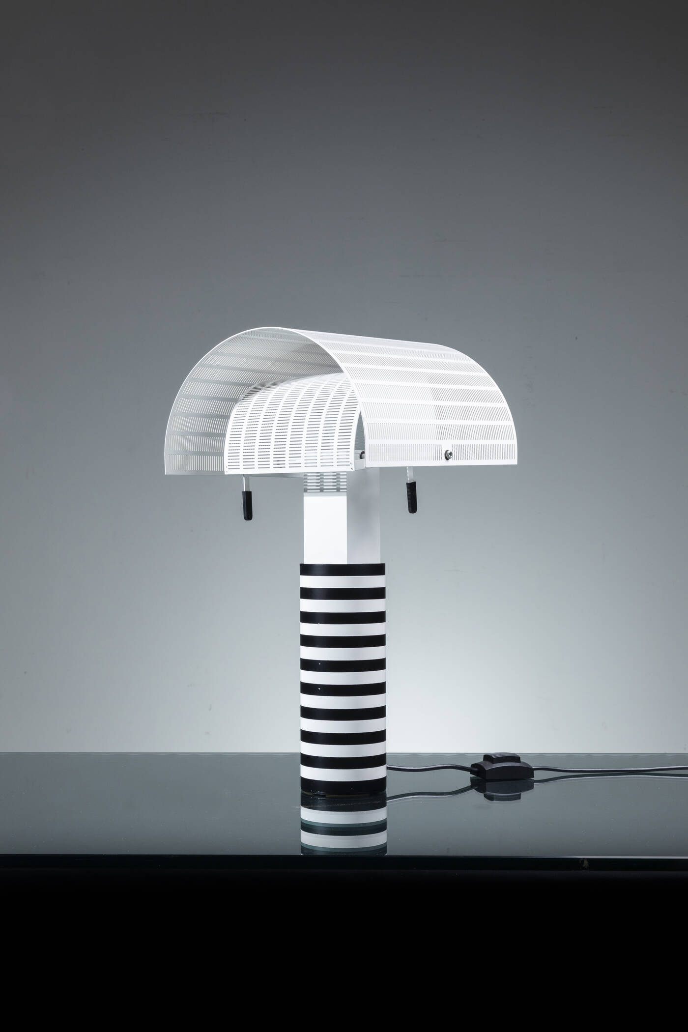 MARIO BOTTA - Lampada da tavolo mod. Shogun