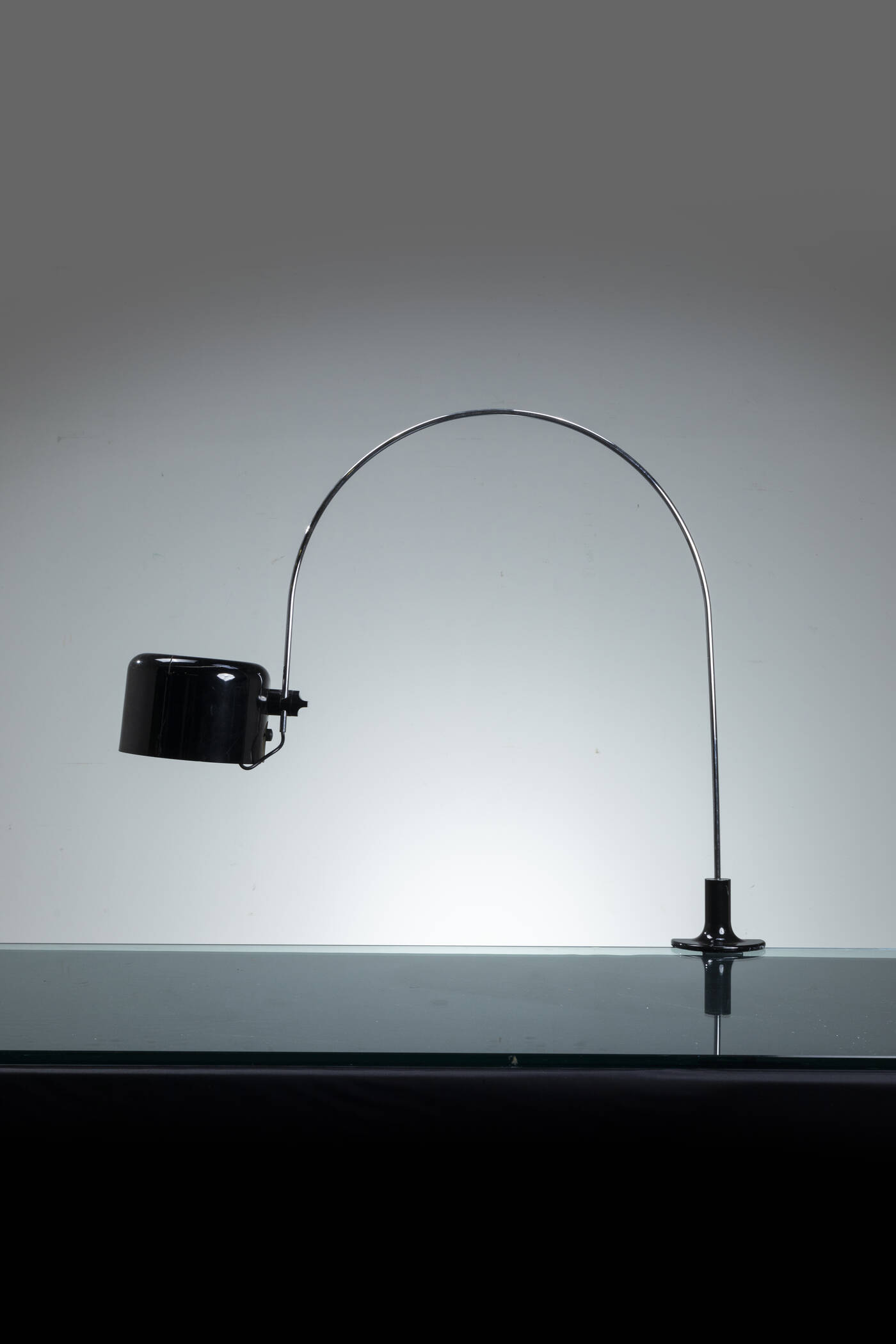 JOE COLOMBO - Lampada da tavolo mod. Coupè