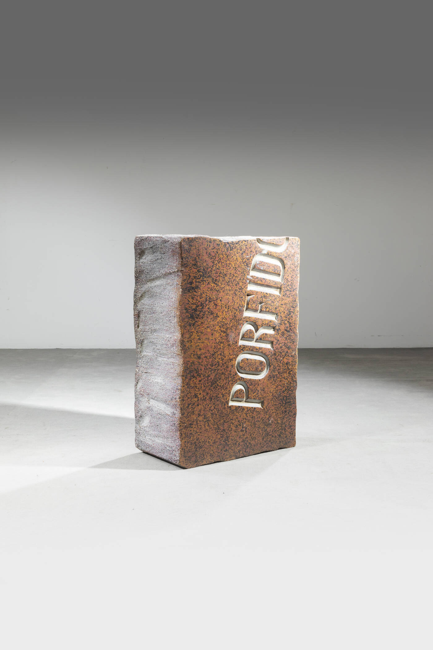 PIERO GILARDI - Tavolino mod. Porfido