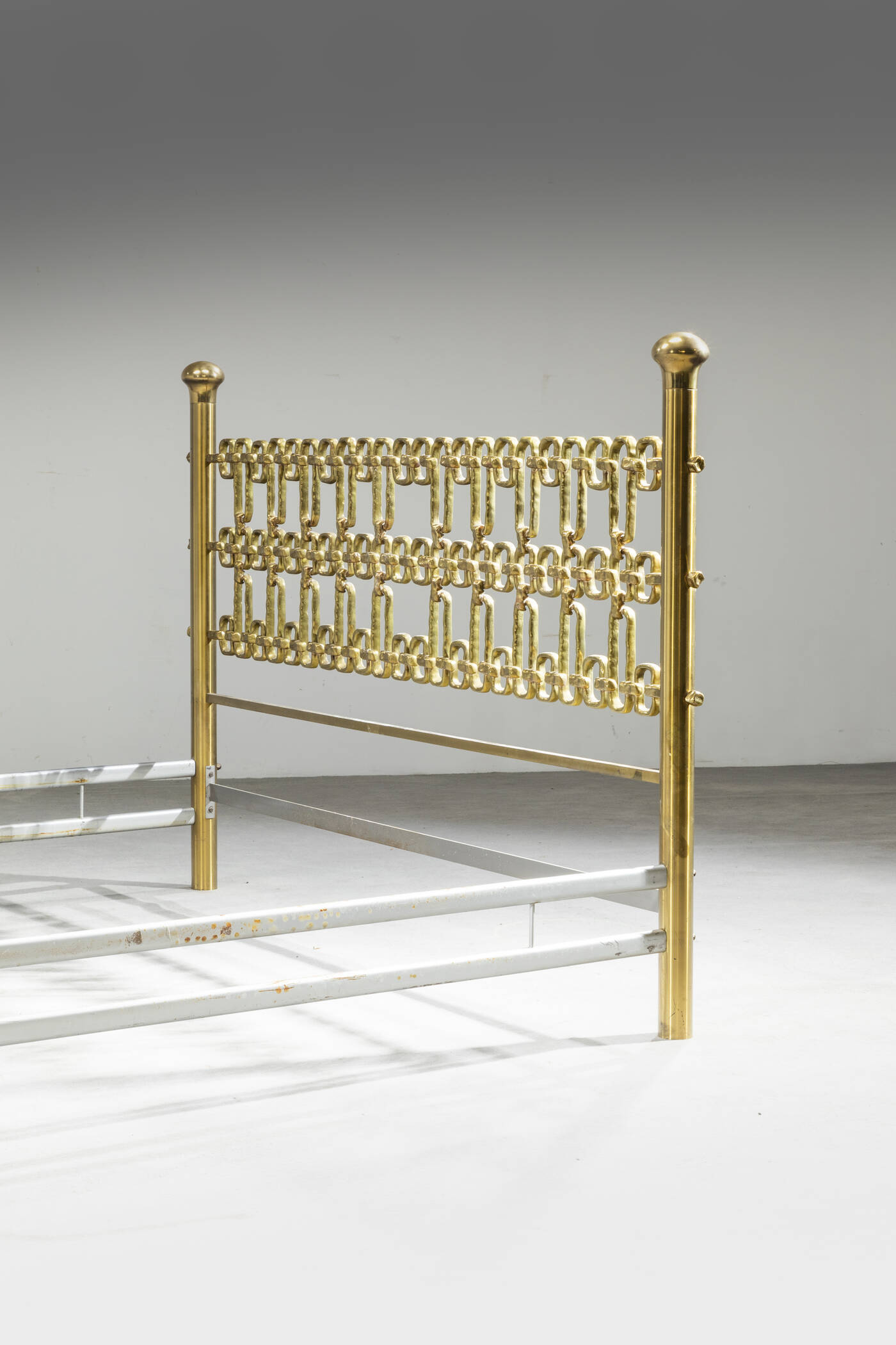 LUCIANO FRIGERIO - Testiera per letto matrimoniale