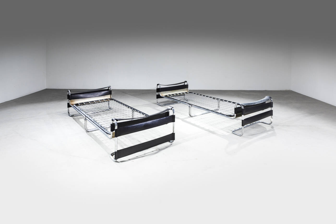 MARCEL BREUER - Coppia di daybed