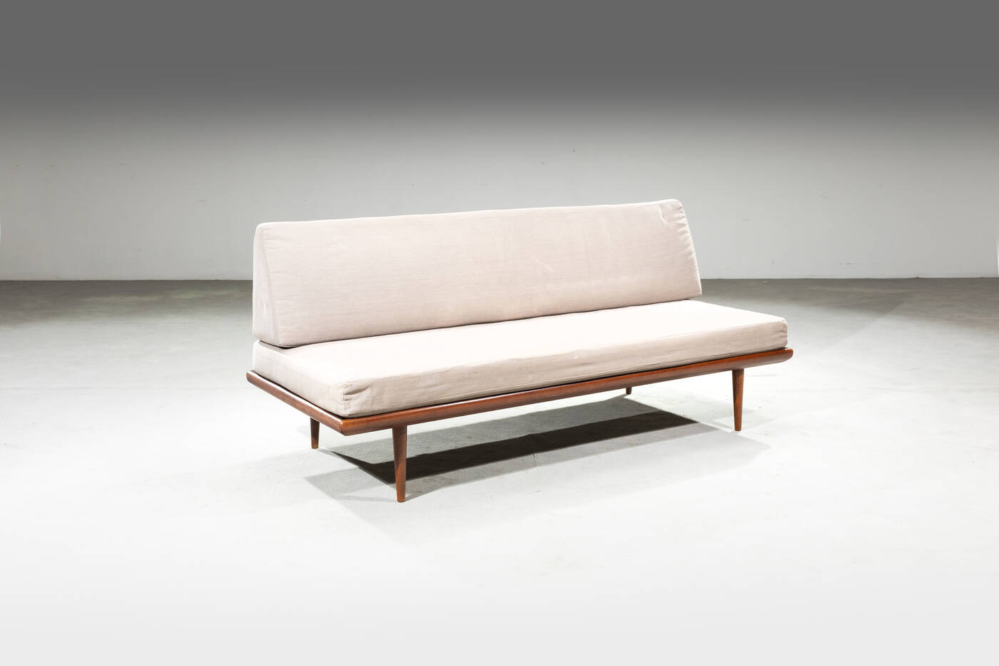 PETER HVIDT - Day bed