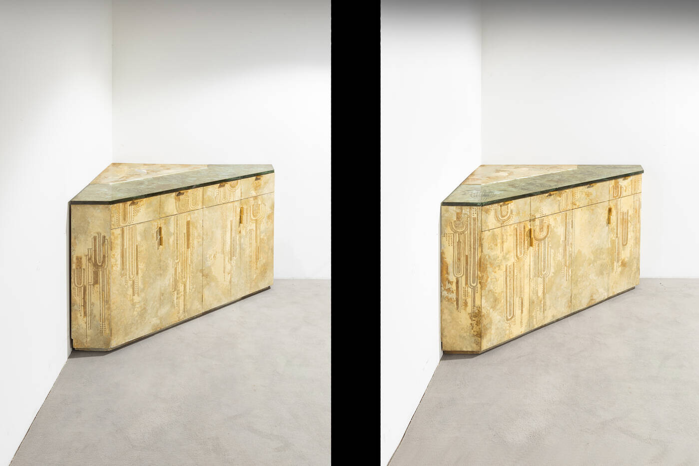 PRODUZIONE ITALIANA - Coppia di mobili angolari