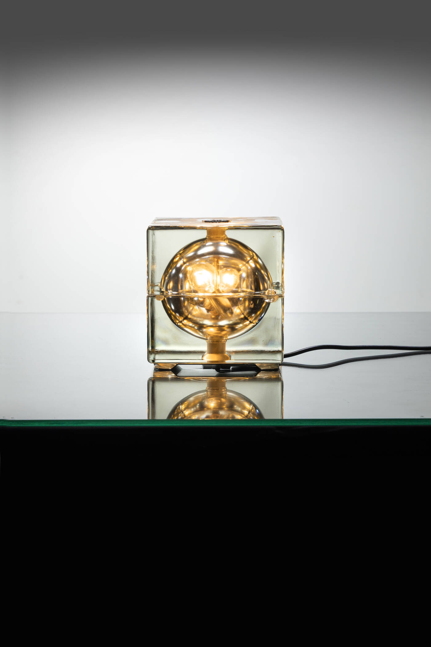 ALESSANDRO MENDINI - Lampada da tavolo mod. Cubosfera