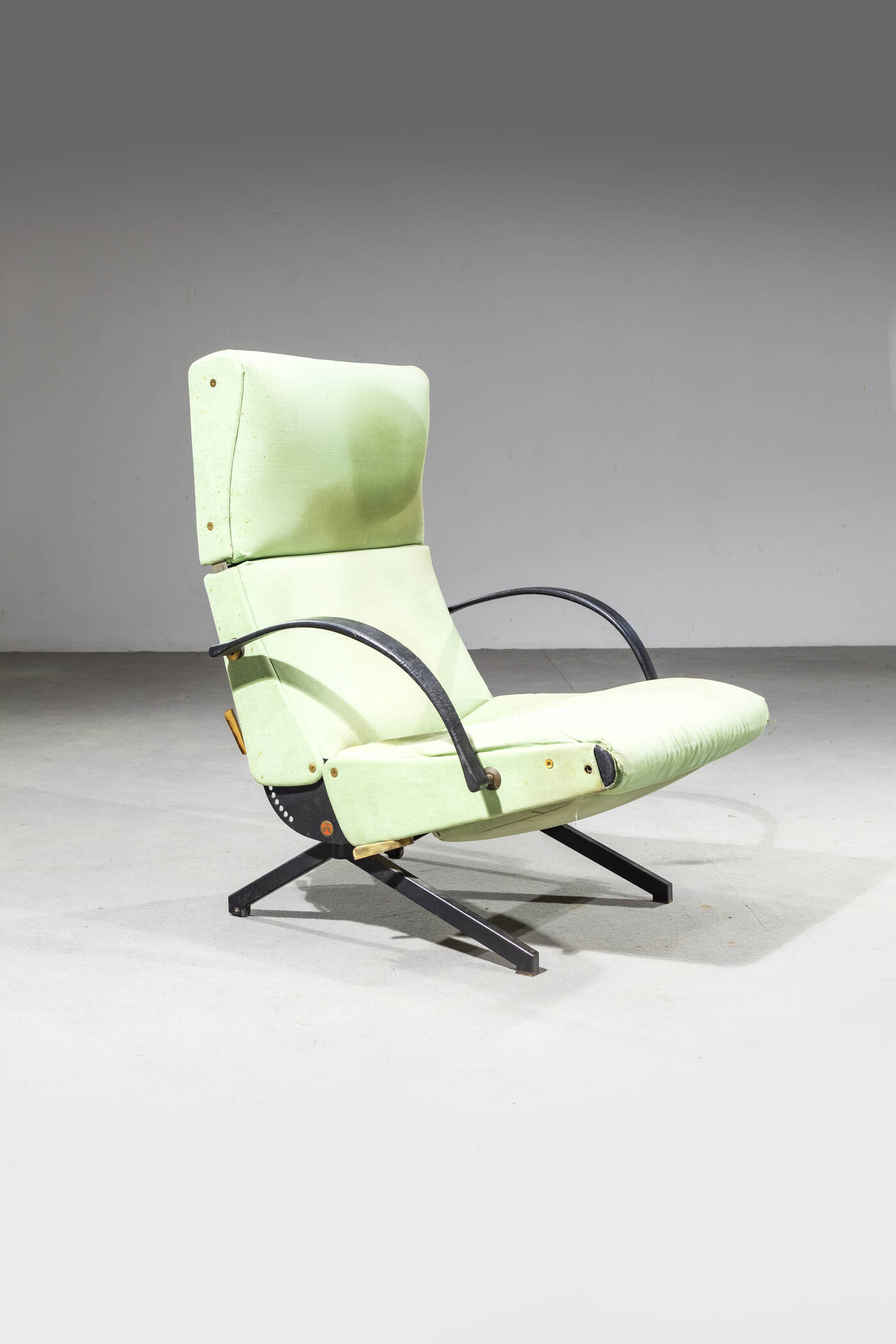 OSVALDO BORSANI - Poltrona reclinabile mod. P40