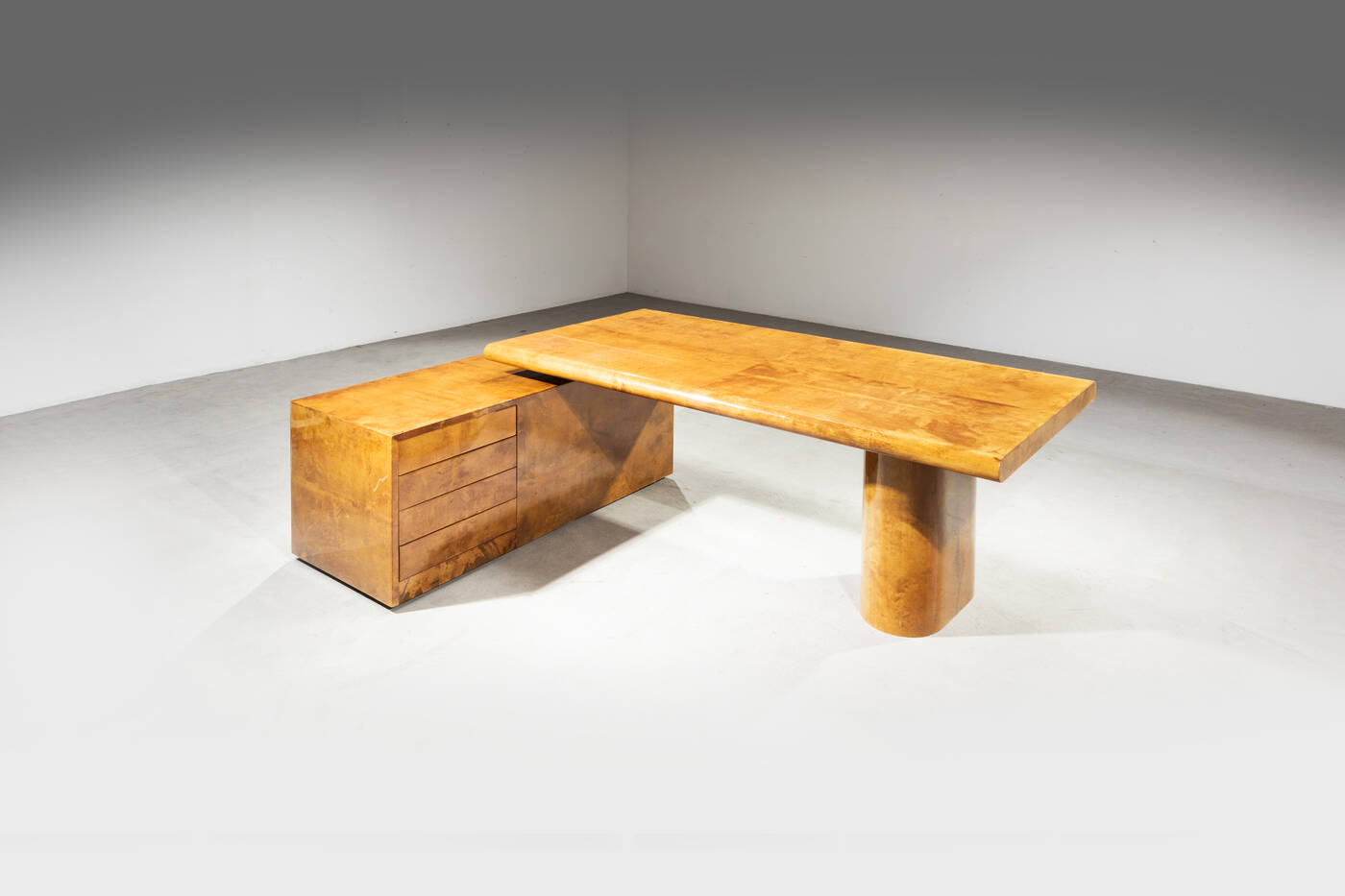 ALDO TURA - Scrivania con cassettiera