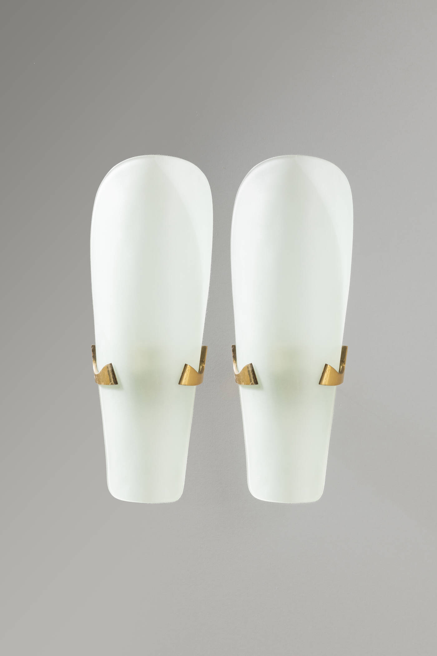 MAX INGRAND - Coppia di appliques mod. 1636S