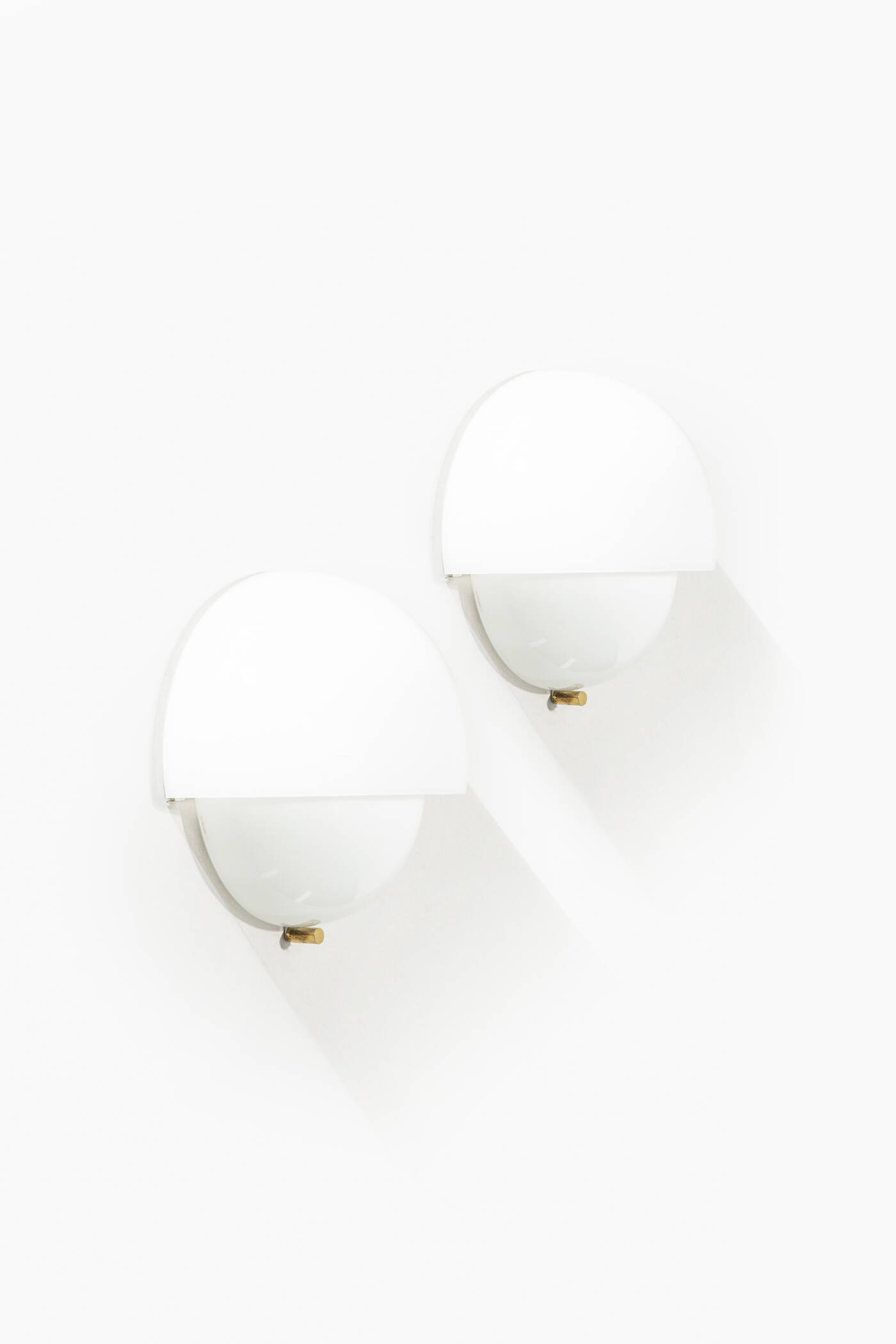 VICO MAGISTRETTI - Coppia di appliques mod. Mania