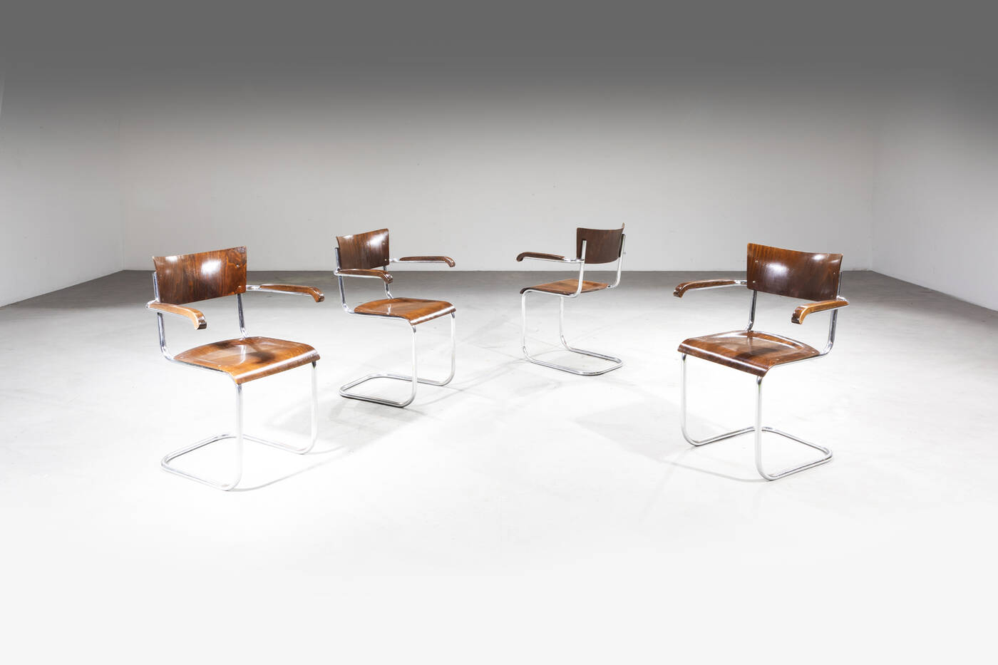 MART STAM - Quattro sedie mod. B43