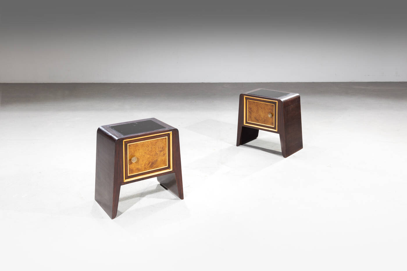 PAOLO BUFFA, nello stile di - Coppia di comodini