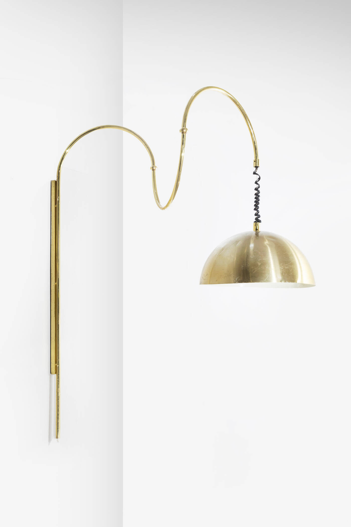 PRODUZIONE ITALIANA - Lampada da muro estendibile