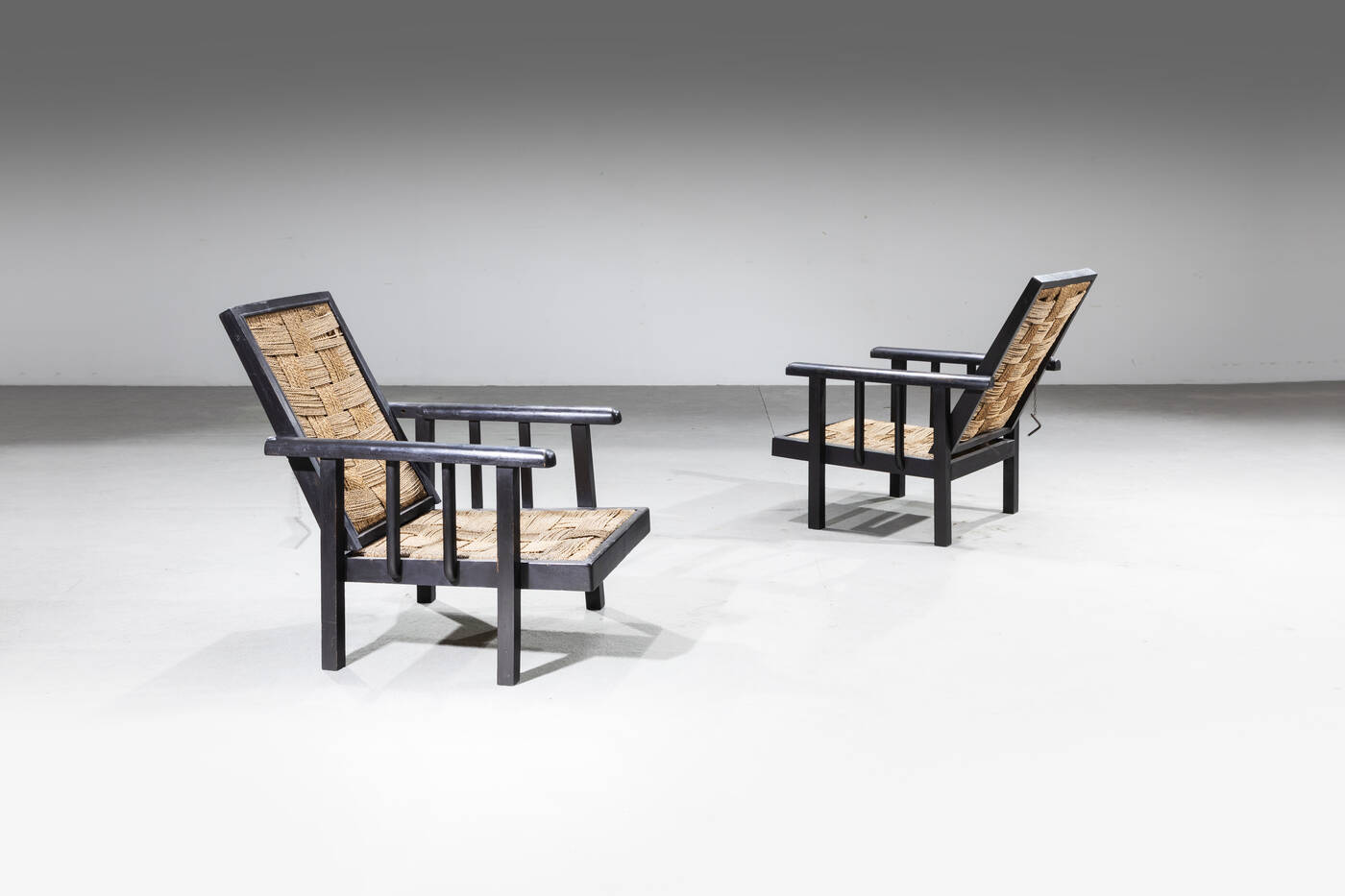 PRODUZIONE ITALIANA - Coppia di poltrone reclinabili 