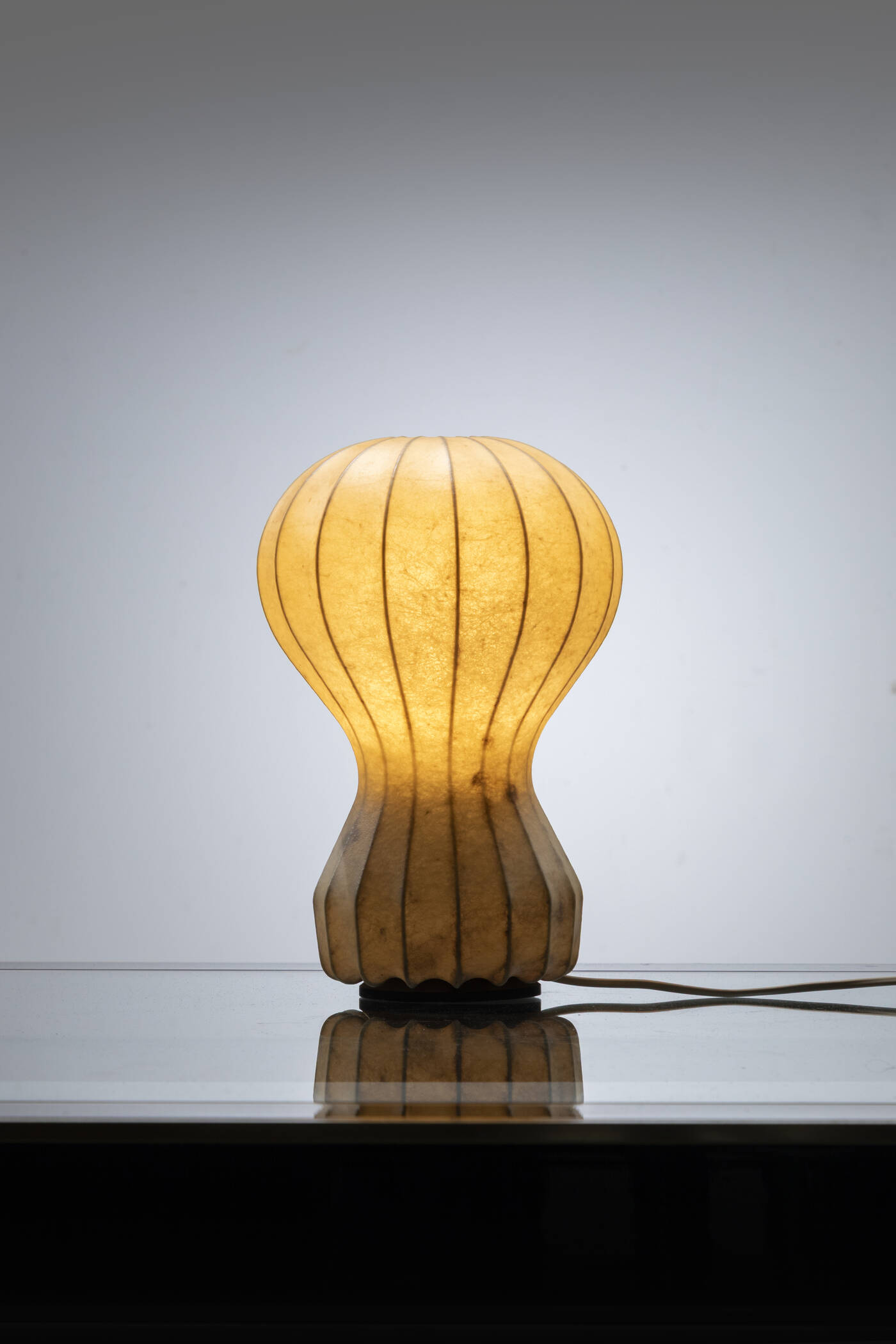 ACHILLE E PIER GIACOMO CASTIGLIONI - Lampada da tavolo mod. Gatto