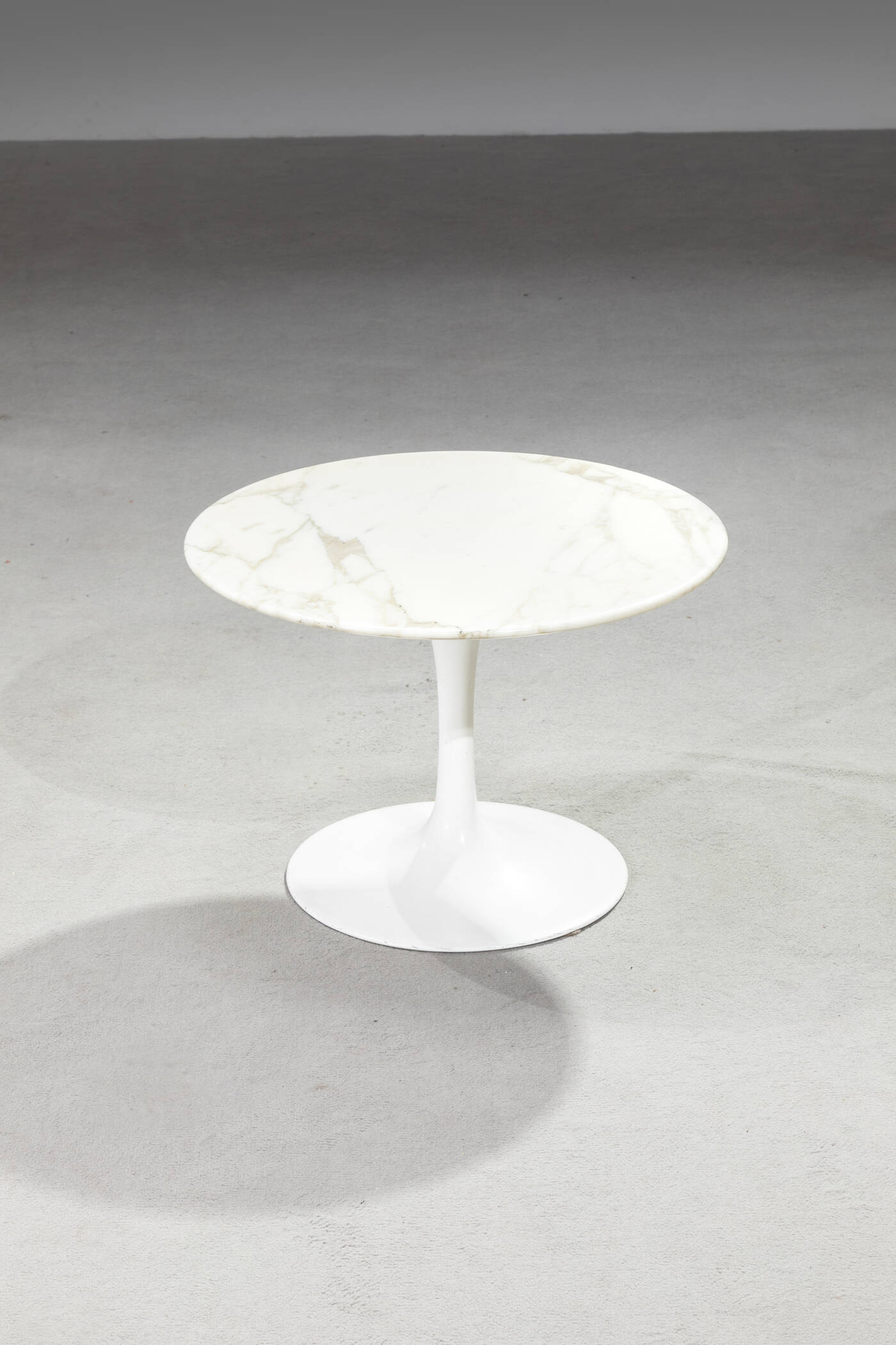 EERO SAARINEN - Tavolino mod. Tulip